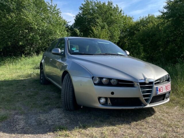 Сірий Альфа Ромео 159, об'ємом двигуна 1.9 л та пробігом 378 тис. км за 1500 $, фото 1 на Automoto.ua