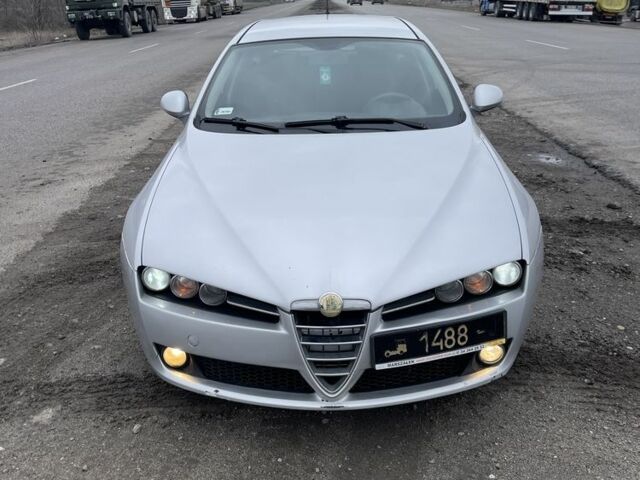 Серый Альфа Ромео 159, объемом двигателя 1.9 л и пробегом 300 тыс. км за 3200 $, фото 1 на Automoto.ua