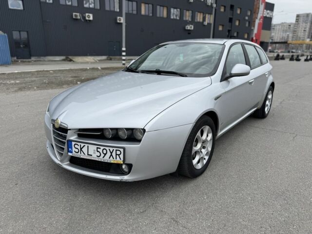 Серый Альфа Ромео 159, объемом двигателя 1.9 л и пробегом 309 тыс. км за 2600 $, фото 1 на Automoto.ua