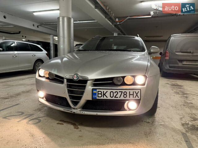 Серый Альфа Ромео 159, объемом двигателя 2 л и пробегом 232 тыс. км за 8000 $, фото 1 на Automoto.ua
