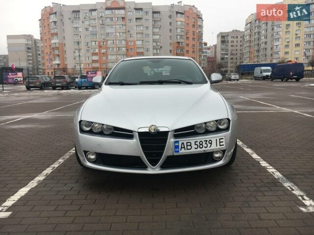 Серый Альфа Ромео 159, объемом двигателя 2 л и пробегом 235 тыс. км за 7999 $, фото 1 на Automoto.ua