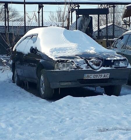 Чорний Альфа Ромео 164, об'ємом двигуна 2 л та пробігом 1 тис. км за 900 $, фото 1 на Automoto.ua