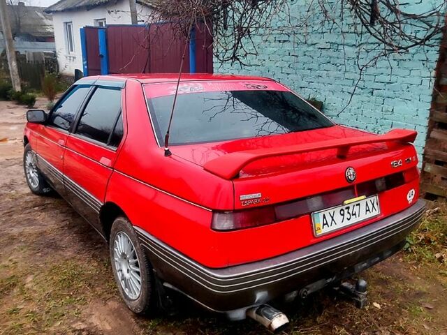 Червоний Альфа Ромео 164, об'ємом двигуна 2 л та пробігом 100 тис. км за 2000 $, фото 1 на Automoto.ua