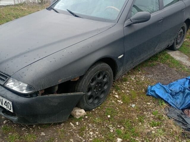 Чорний Альфа Ромео 166, об'ємом двигуна 2.4 л та пробігом 211 тис. км за 300 $, фото 1 на Automoto.ua