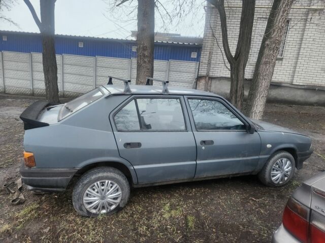 Серый Альфа Ромео 33, объемом двигателя 1.4 л и пробегом 400 тыс. км за 720 $, фото 1 на Automoto.ua