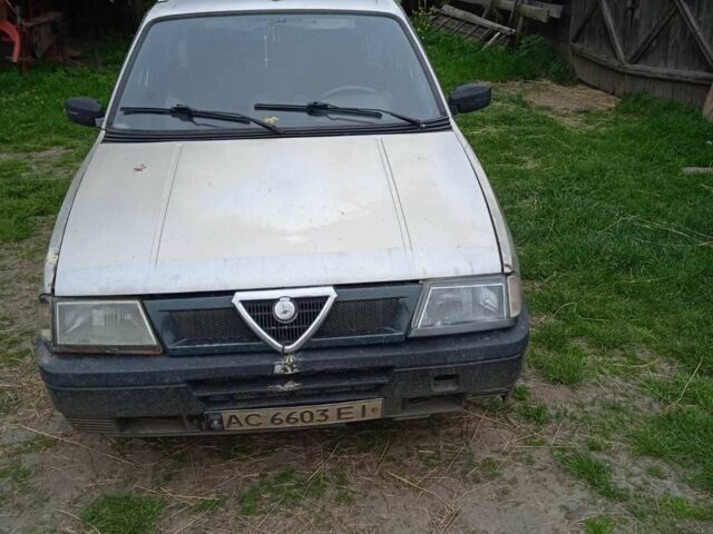 Серый Альфа Ромео 33, объемом двигателя 0 л и пробегом 325 тыс. км за 550 $, фото 1 на Automoto.ua