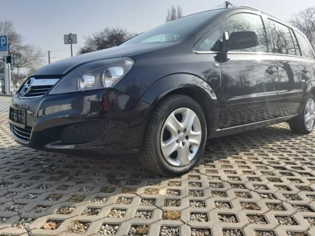 Черный Альфа Ромео 90, объемом двигателя 1.8 л и пробегом 130 тыс. км за 3498 $, фото 1 на Automoto.ua