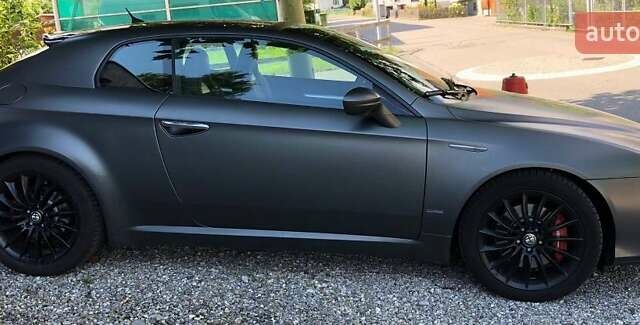 Черный Альфа Ромео Брера, объемом двигателя 1.7 л и пробегом 75 тыс. км за 25000 $, фото 1 на Automoto.ua