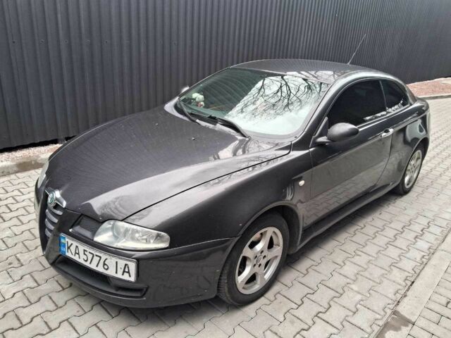 Черный Альфа Ромео ГТ, объемом двигателя 1.9 л и пробегом 298 тыс. км за 4000 $, фото 1 на Automoto.ua