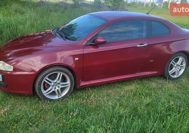Червоний Альфа Ромео GT, об'ємом двигуна 1.97 л та пробігом 129 тис. км за 4100 $, фото 1 на Automoto.ua