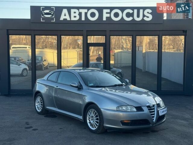 Серый Альфа Ромео ГТ, объемом двигателя 1.97 л и пробегом 196 тыс. км за 5590 $, фото 1 на Automoto.ua