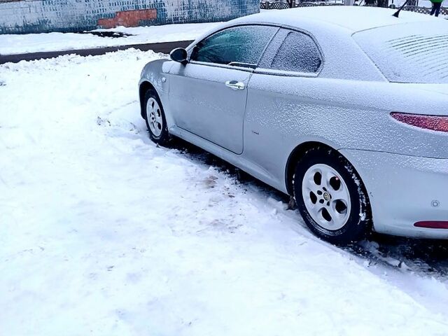 Сірий Альфа Ромео GT, об'ємом двигуна 2 л та пробігом 150 тис. км за 3999 $, фото 1 на Automoto.ua