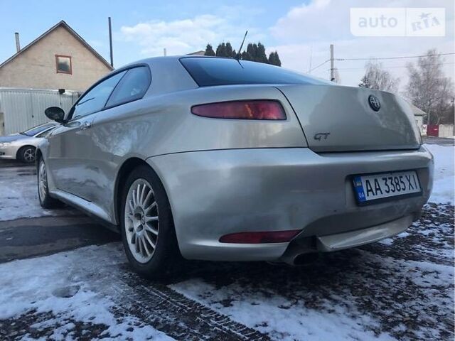 Сірий Альфа Ромео GT, об'ємом двигуна 1.9 л та пробігом 230 тис. км за 5300 $, фото 1 на Automoto.ua