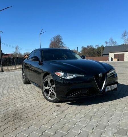 Чорний Альфа Ромео Джулія, об'ємом двигуна 2 л та пробігом 157 тис. км за 19500 $, фото 1 на Automoto.ua