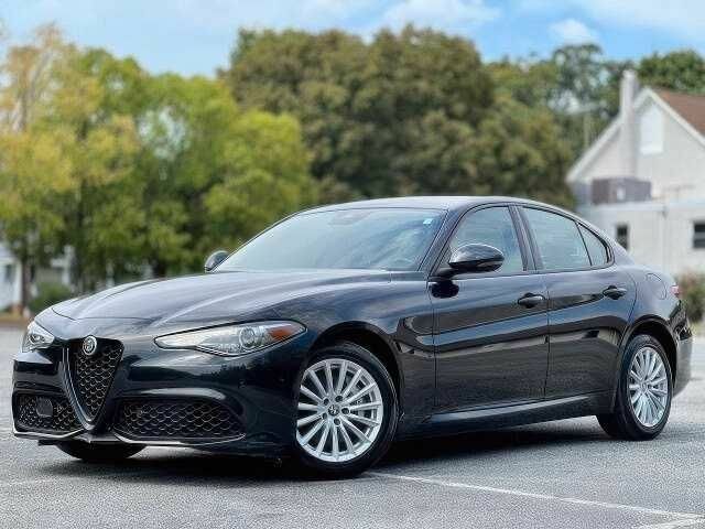 Чорний Альфа Ромео Джулія, об'ємом двигуна 0 л та пробігом 56 тис. км за 6000 $, фото 1 на Automoto.ua