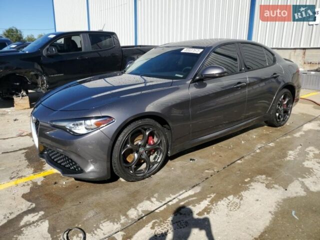 Сірий Альфа Ромео Джулія, об'ємом двигуна 2 л та пробігом 80 тис. км за 4500 $, фото 1 на Automoto.ua
