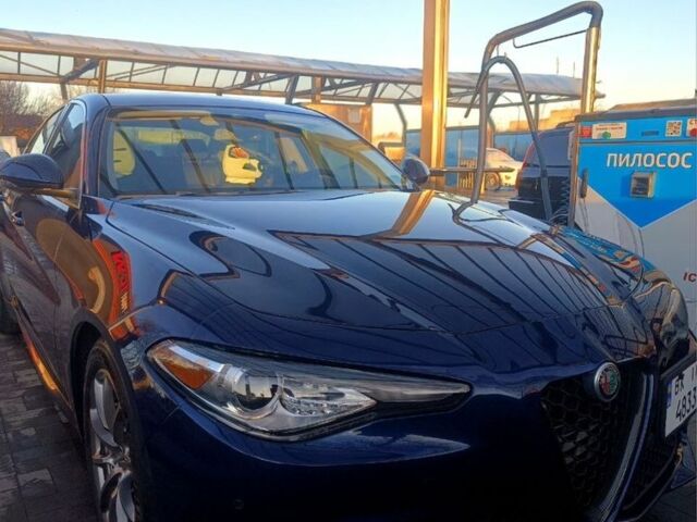 Синій Альфа Ромео Джулія, об'ємом двигуна 2 л та пробігом 117 тис. км за 18500 $, фото 1 на Automoto.ua