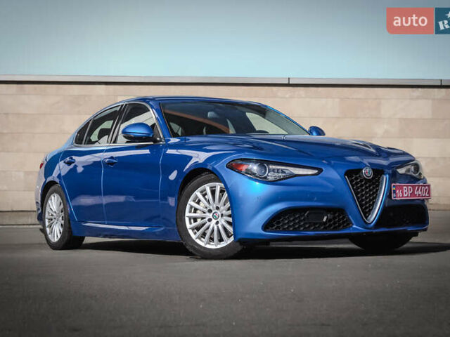 Синий Альфа Ромео Джулия, объемом двигателя 2 л и пробегом 109 тыс. км за 18300 $, фото 1 на Automoto.ua