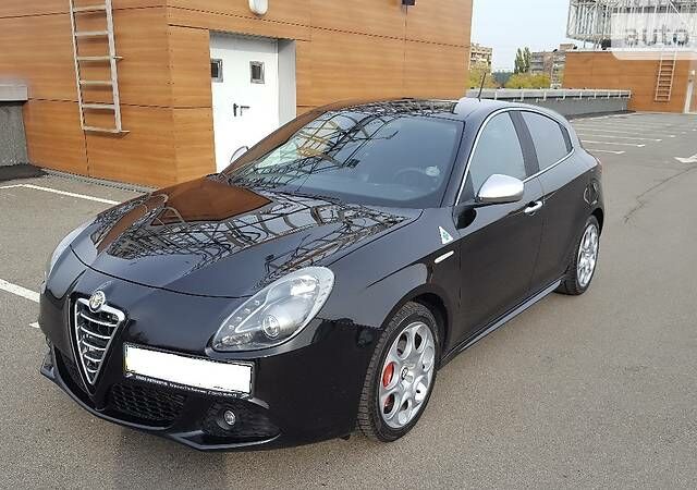 Чорний Альфа Ромео Giulietta, об'ємом двигуна 1.75 л та пробігом 90 тис. км за 16000 $, фото 1 на Automoto.ua