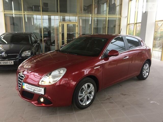 Червоний Альфа Ромео Giulietta, об'ємом двигуна 1.4 л та пробігом 38 тис. км за 15499 $, фото 1 на Automoto.ua