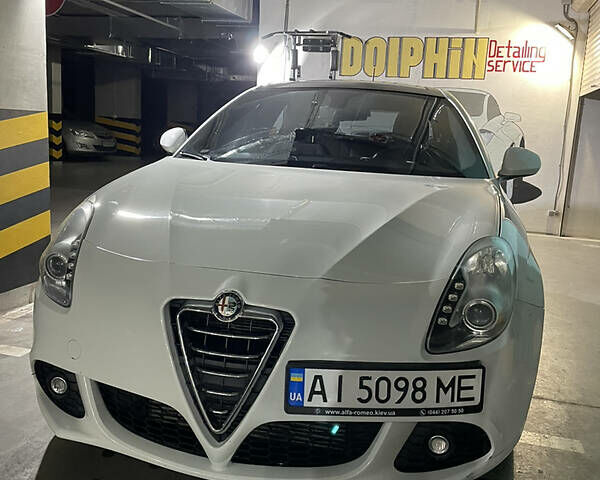 Альфа Ромео Giulietta, об'ємом двигуна 1.4 л та пробігом 56 тис. км за 12000 $, фото 1 на Automoto.ua