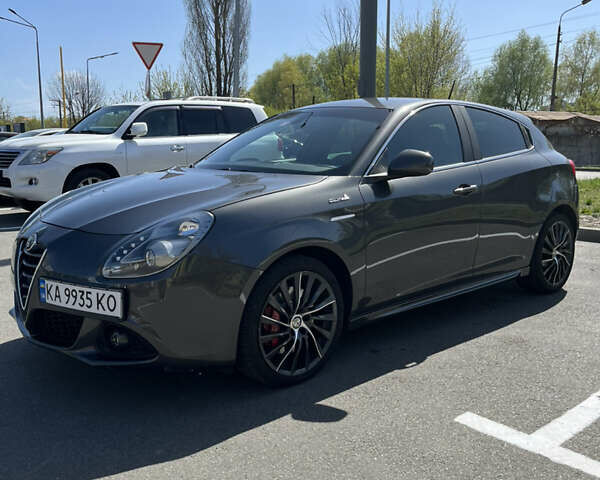 Альфа Ромео Giulietta, об'ємом двигуна 1.37 л та пробігом 234 тис. км за 11500 $, фото 1 на Automoto.ua
