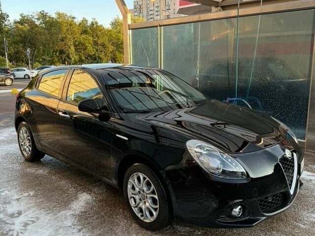 Альфа Ромео Giulietta, об'ємом двигуна 1.37 л та пробігом 80 тис. км за 13499 $, фото 1 на Automoto.ua