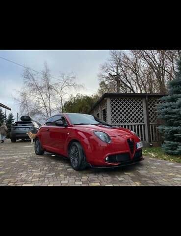 Красный Альфа Ромео Мито, объемом двигателя 1.4 л и пробегом 140 тыс. км за 6000 $, фото 1 на Automoto.ua