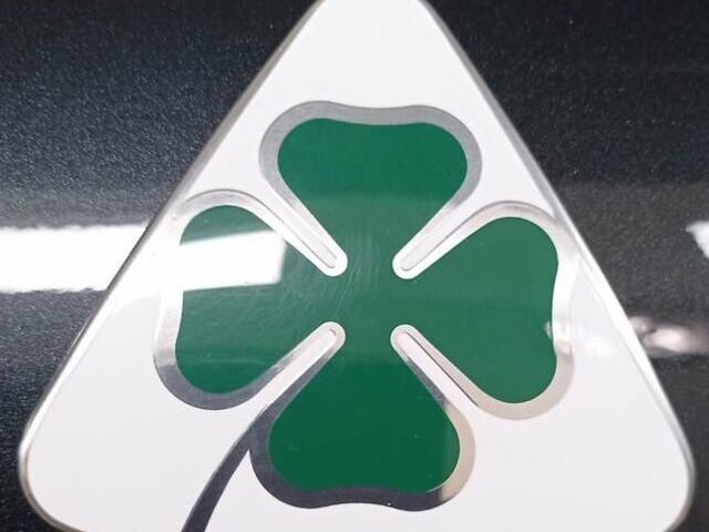 Черный Альфа Ромео Стелвио, объемом двигателя 2.89 л и пробегом 96 тыс. км за 35550 $, фото 1 на Automoto.ua