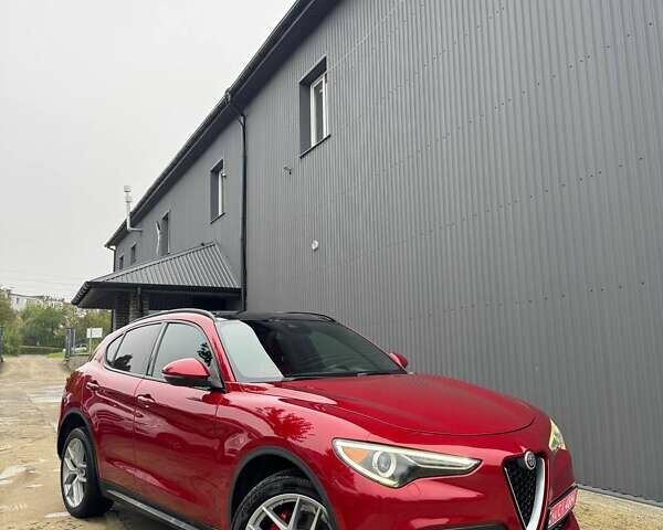 Червоний Альфа Ромео Стелвіо, об'ємом двигуна 2 л та пробігом 184 тис. км за 14500 $, фото 1 на Automoto.ua