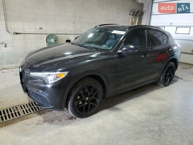 Зелений Альфа Ромео Стелвіо, об'ємом двигуна 2 л та пробігом 78 тис. км за 4700 $, фото 1 на Automoto.ua