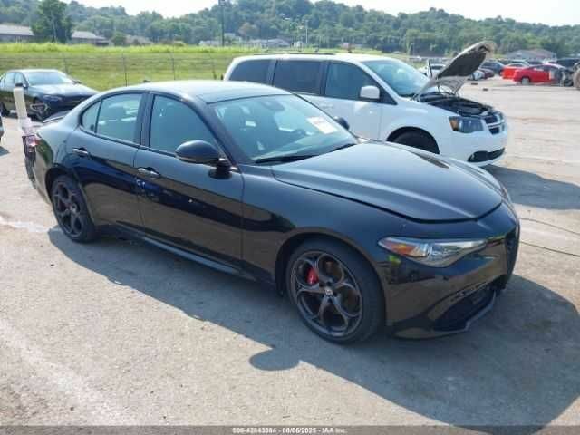 Черный Альфа Giulia, объемом двигателя 2 л и пробегом 51 тыс. км за 4000 $, фото 1 на Automoto.ua