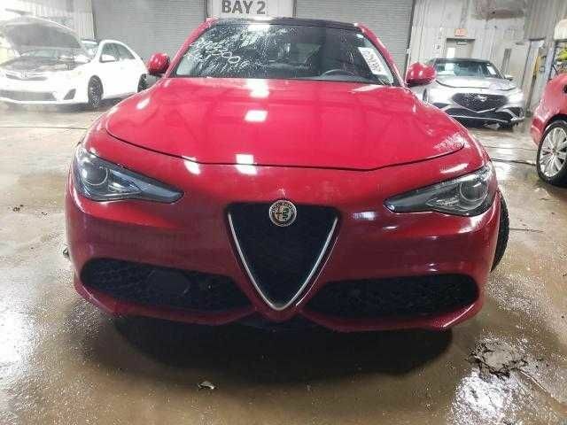 Червоний Альфа Giulia, об'ємом двигуна 0 л та пробігом 70 тис. км за 5200 $, фото 1 на Automoto.ua