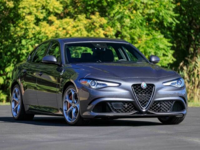 Серый Альфа Giulia, объемом двигателя 2.9 л и пробегом 59 тыс. км за 18200 $, фото 1 на Automoto.ua
