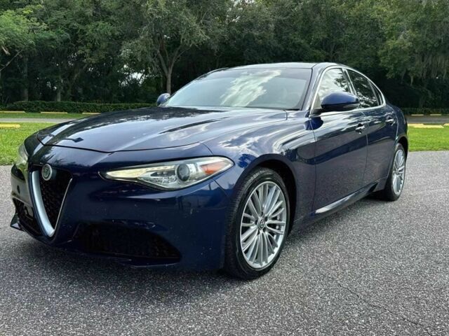 Синий Альфа Giulia, объемом двигателя 2 л и пробегом 62 тыс. км за 13800 $, фото 1 на Automoto.ua