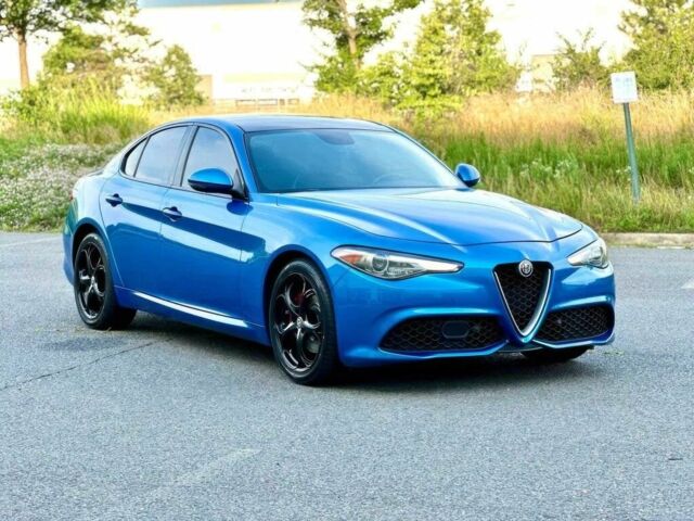 Синий Альфа Giulia, объемом двигателя 2 л и пробегом 60 тыс. км за 6300 $, фото 1 на Automoto.ua