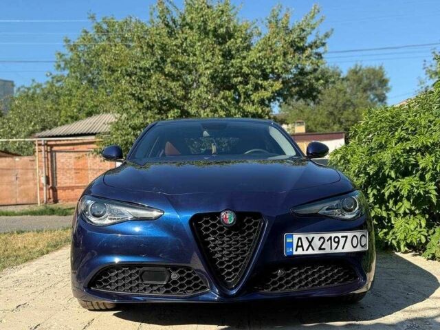 Синий Альфа Giulia, объемом двигателя 2 л и пробегом 43 тыс. км за 27200 $, фото 1 на Automoto.ua