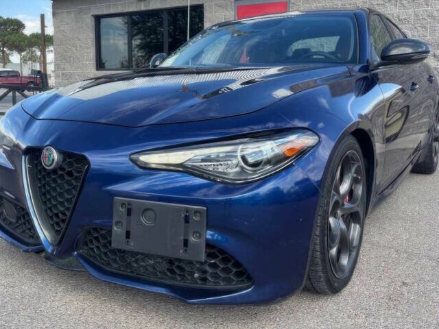 Синий Альфа Giulia, объемом двигателя 2 л и пробегом 47 тыс. км за 16150 $, фото 1 на Automoto.ua