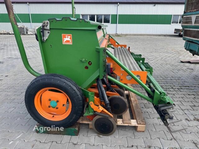 Амазони D9 2008 в Луцке на Automoto.ua Амазони D9, объемом двигателя 0 л и пробегом 0 тыс. км за 15161 $, фото 1 на Automoto.ua