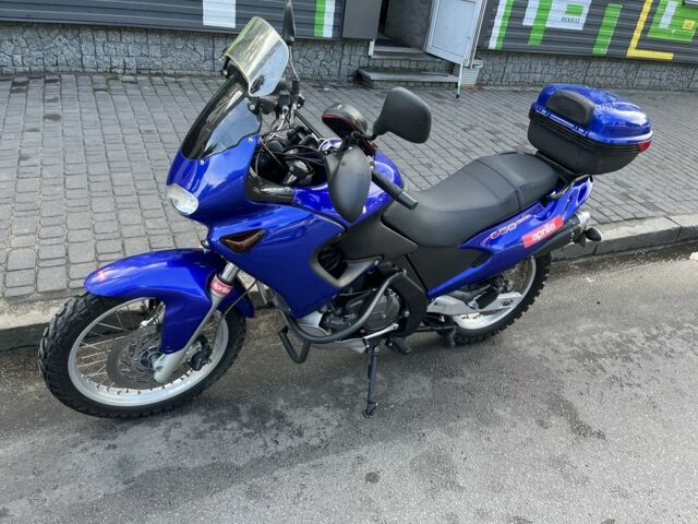 Априлия 5312, объемом двигателя 0.65 л и пробегом 0 тыс. км за 3300 $, фото 1 на Automoto.ua