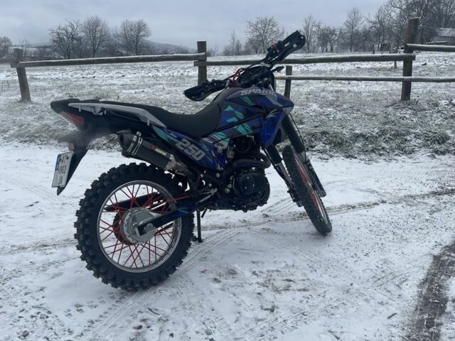 Априлия 5312, объемом двигателя 0.25 л и пробегом 0 тыс. км за 1900 $, фото 1 на Automoto.ua
