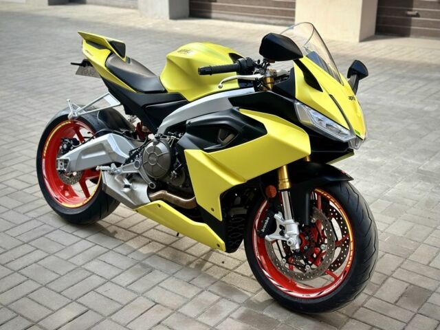 Априлия 95 XF 380, объемом двигателя 0.66 л и пробегом 0 тыс. км за 12500 $, фото 1 на Automoto.ua