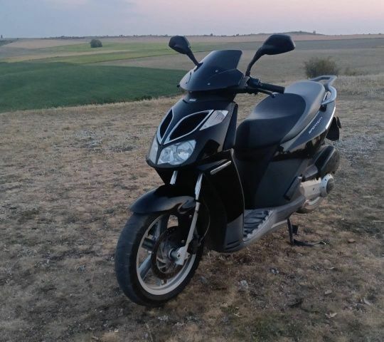 Априлия Другая, объемом двигателя 0.25 л и пробегом 0 тыс. км за 875 $, фото 1 на Automoto.ua