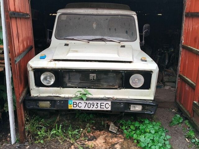 Білий Аро 243, об'ємом двигуна 2 л та пробігом 300 тис. км за 900 $, фото 1 на Automoto.ua