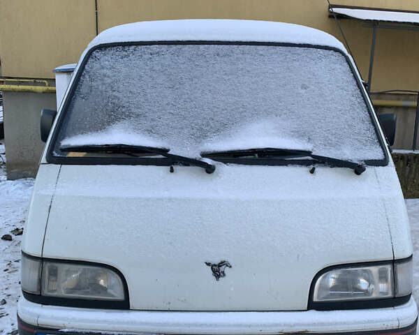 Білий Азія Хай-Топік, об'ємом двигуна 2.7 л та пробігом 350 тис. км за 2500 $, фото 1 на Automoto.ua