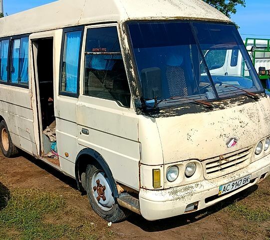 Бежевый Азия Топик, объемом двигателя 4 л и пробегом 400 тыс. км за 1200 $, фото 1 на Automoto.ua