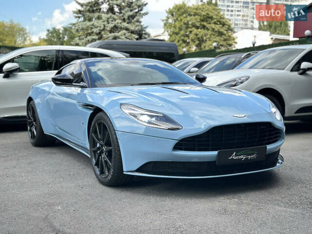 Синий Астон Мартин DB11, объемом двигателя 5.2 л и пробегом 20 тыс. км за 140000 $, фото 1 на Automoto.ua