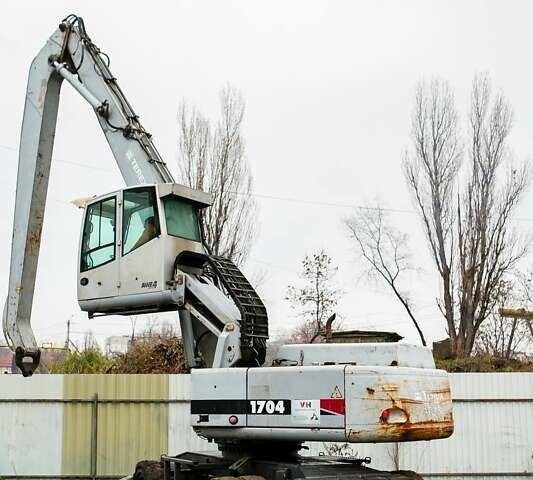 Серый Атлас 1704, объемом двигателя 6 л и пробегом 15 тыс. км за 52824 $, фото 1 на Automoto.ua