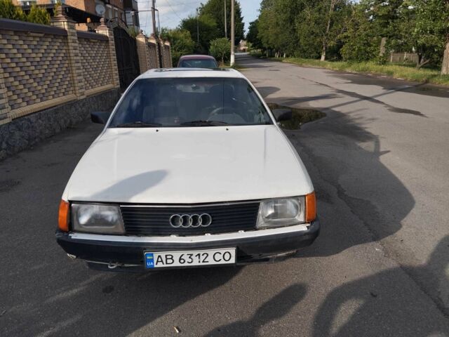 Білий Ауді 100, об'ємом двигуна 2 л та пробігом 250 тис. км за 563 $, фото 1 на Automoto.ua