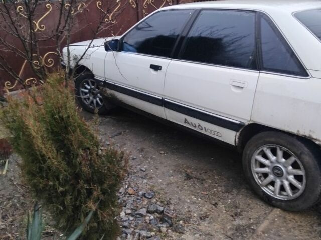Білий Ауді 100, об'ємом двигуна 2.3 л та пробігом 130 тис. км за 1300 $, фото 1 на Automoto.ua